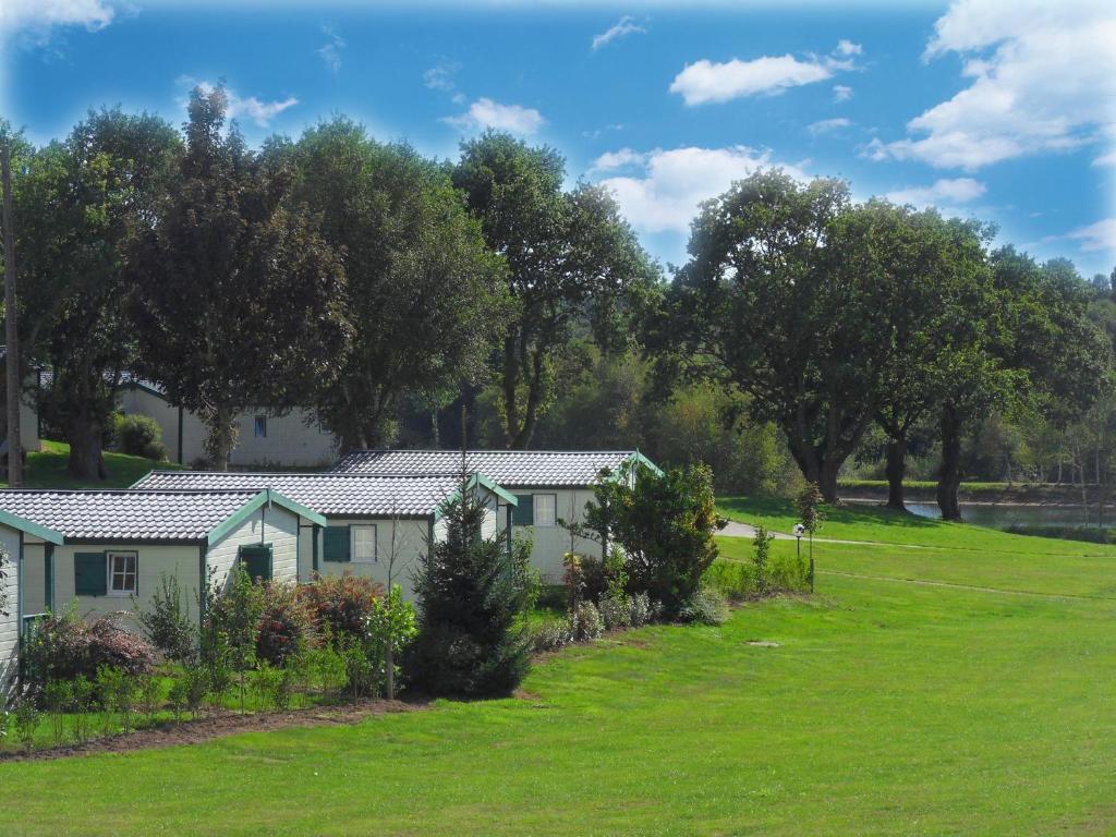 La Lande Du Moulin Otel Sulniac Oda fotoğraf